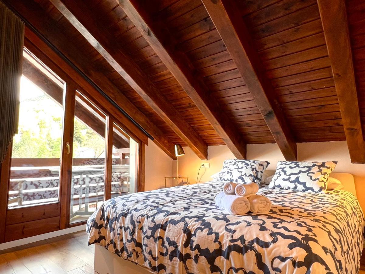 Duplex La Roca - L'Amfitriona Apartment Espot Ngoại thất bức ảnh