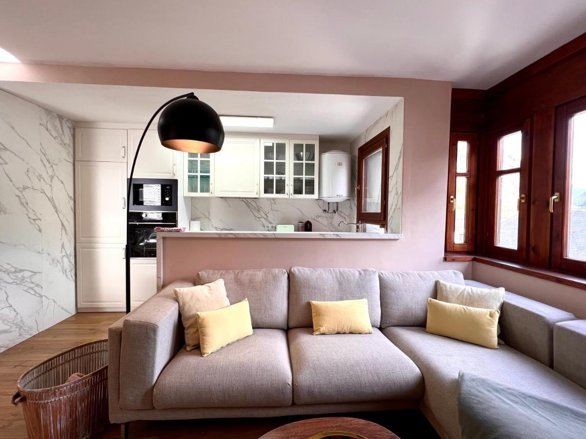 Duplex La Roca - L'Amfitriona Apartment Espot Ngoại thất bức ảnh